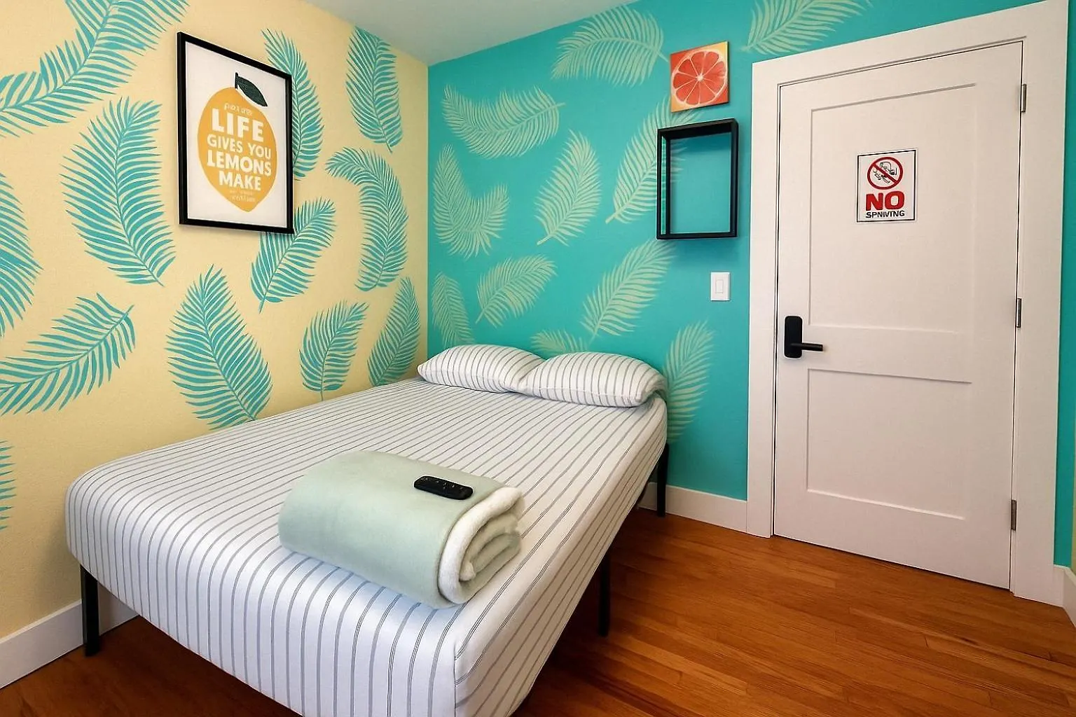 Lemon Vibes Harlem Affordable Comfort New York Apartment